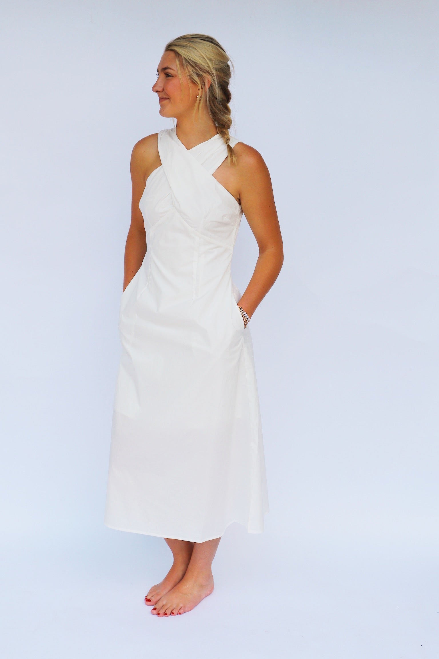 white halter neck midi dress 100% Cotton Tier 38" / Tall (5'7" and above) effortless feel thats perfect for dinners Abercrombie & Fitch satin lace