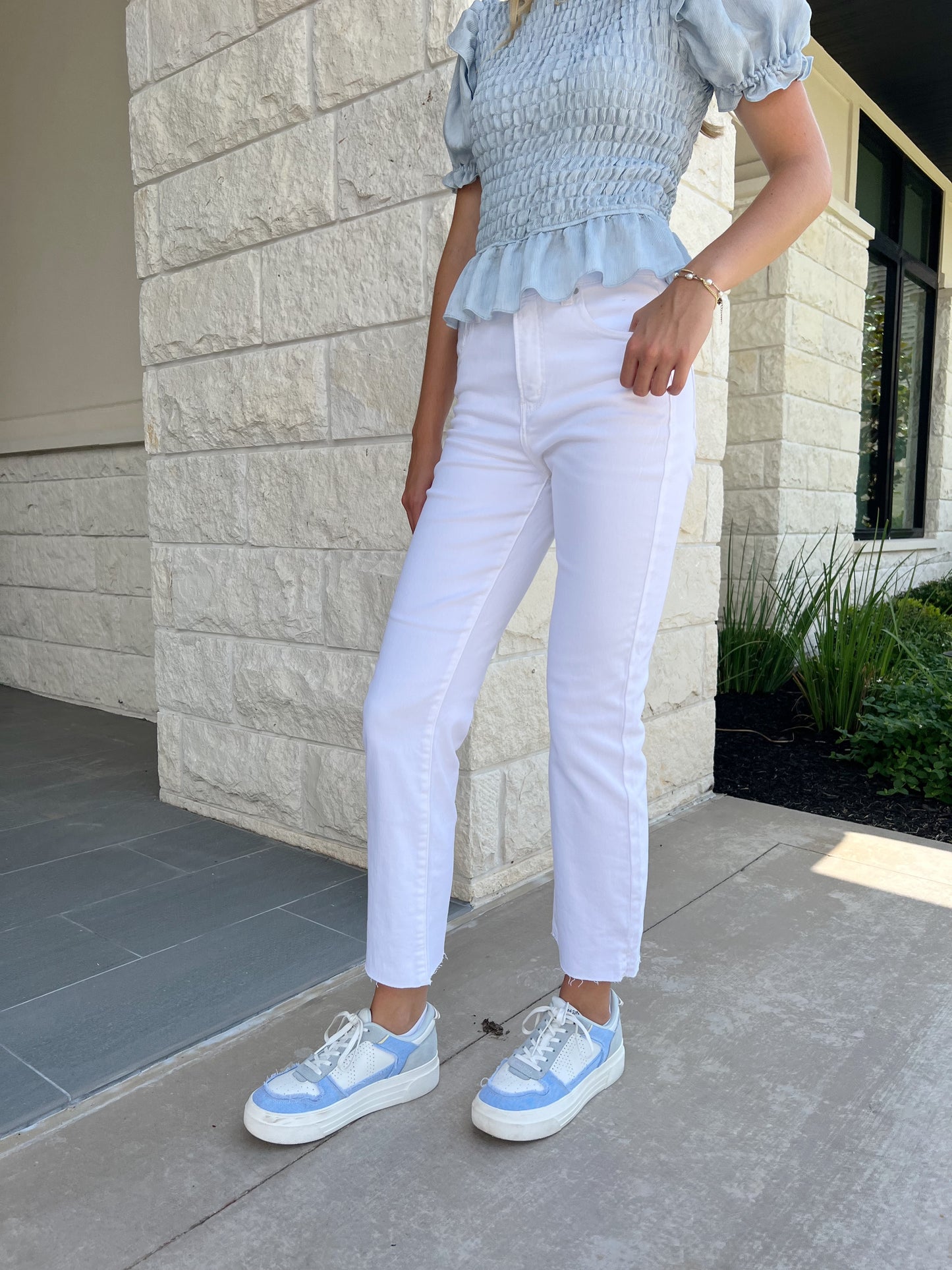 Risen Straight Leg Wide Jeans