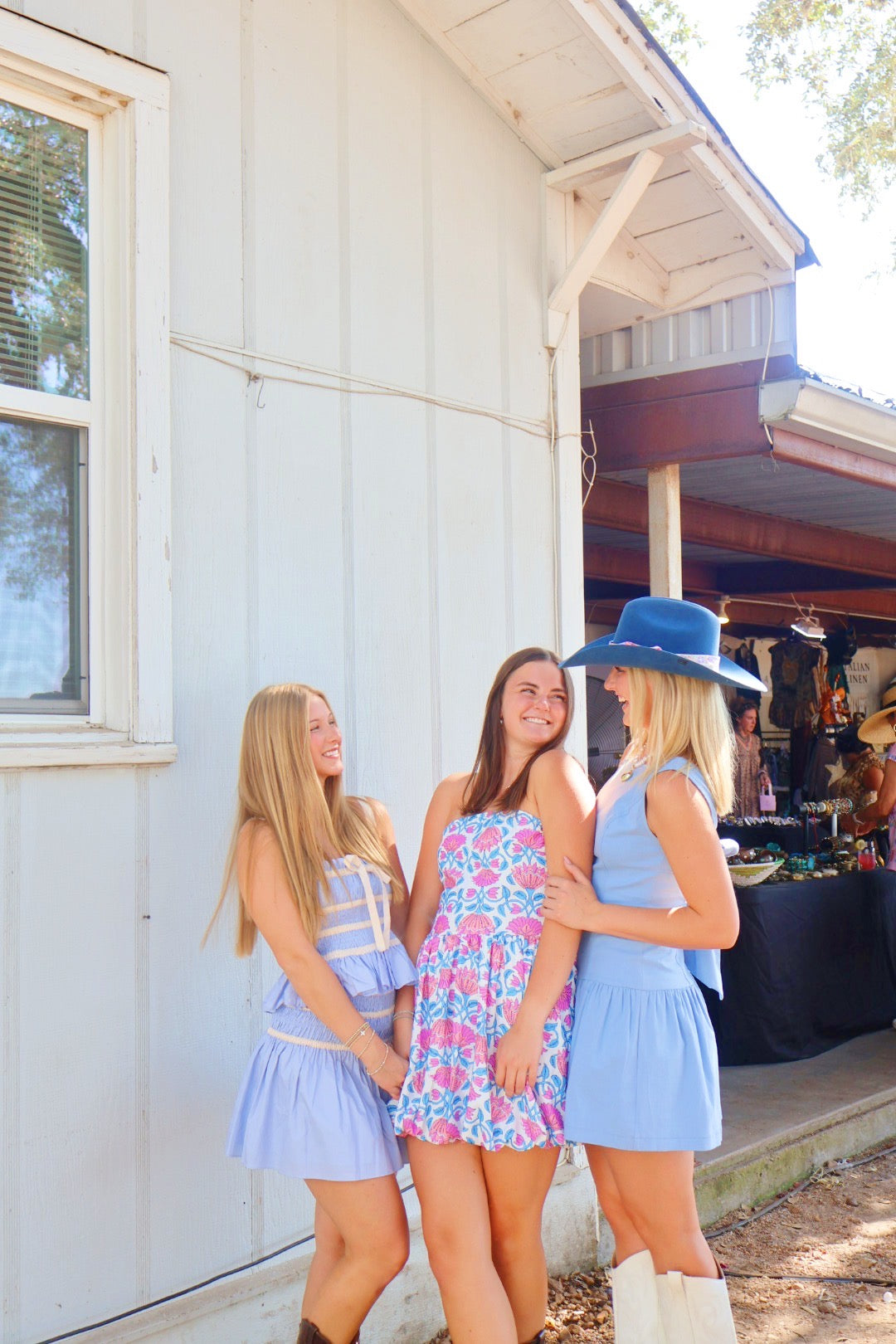 Round Top Collection