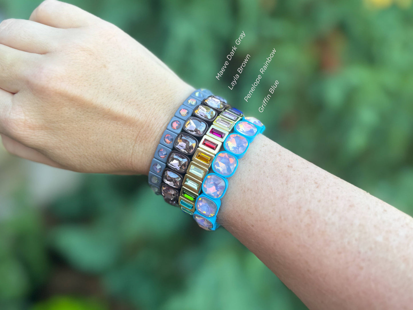 Enamel Stretch Bracelet :Gold w/ Turquoise Hearts